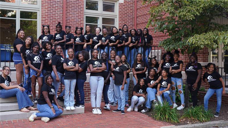 A group of girls at Girls For A Change