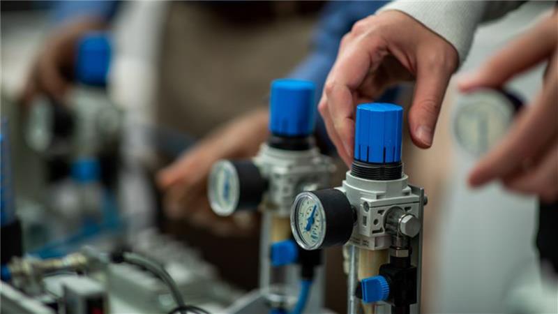 Apprenticeships Are Making a Comeback Blog Image