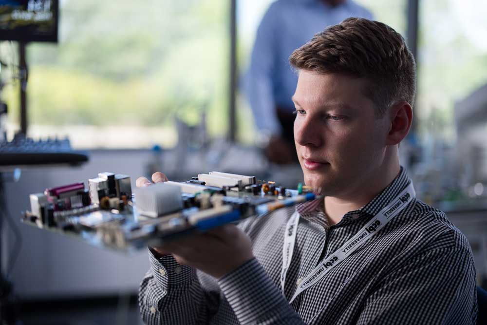 Mechatronics lab equipment and automation training