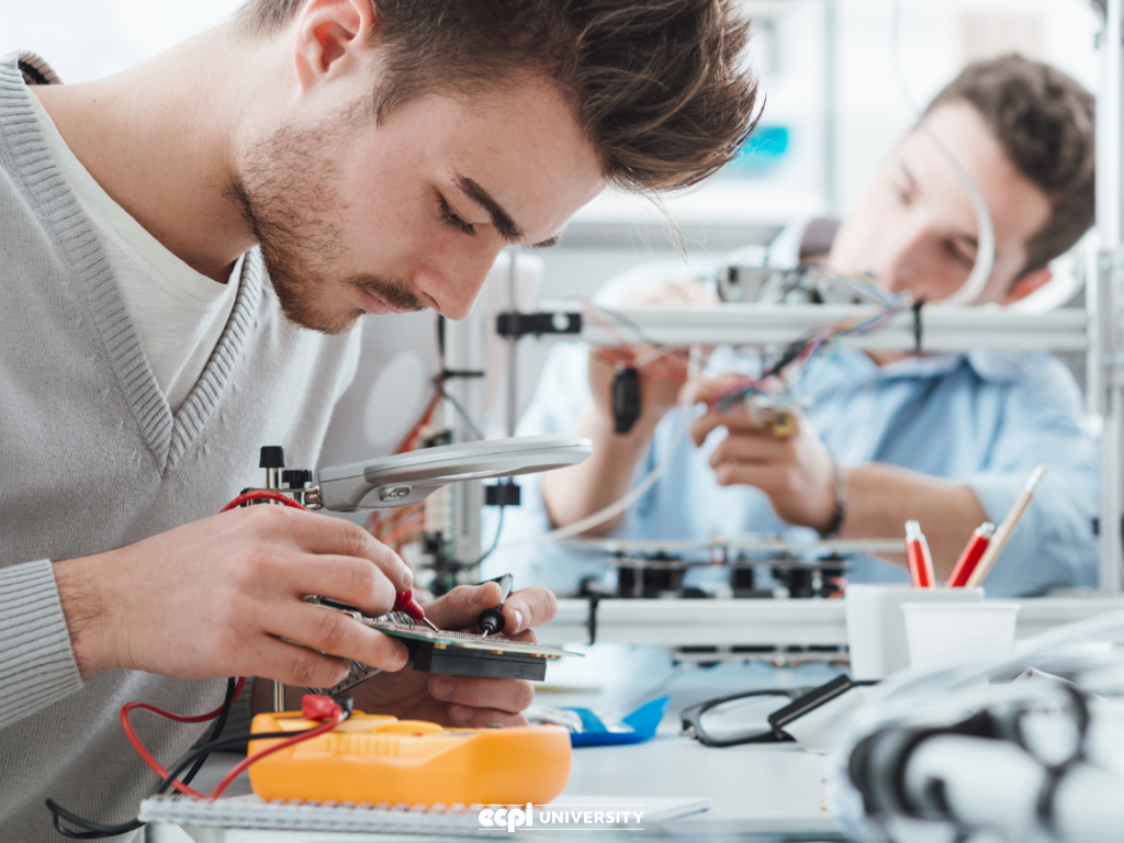 EET Degree Requirements: Is Electronics Engineering Technology for Me ...