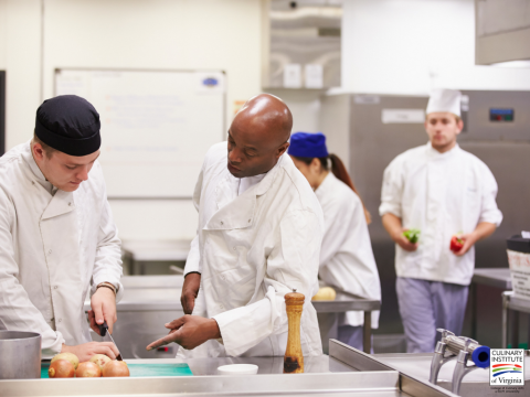 Should I Go to Culinary School? 6 Ways It Could Benefit You